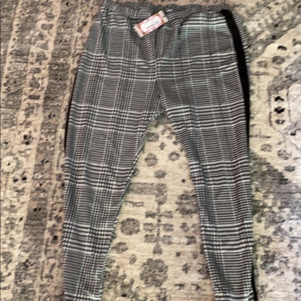 Boohoo Plus Plaid Leggings